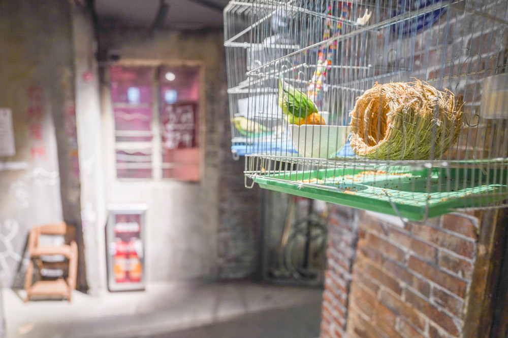 广州出现"赛博朋克"建筑，“乱象”宛如香港九龙城寨，游客都惊呆休闲区蓝鸢梦想 - Www.slyday.coM