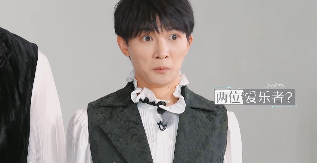 周深太单纯,被沙溢骗得晕头转向,经过这次,周深应该会成长不少休闲区蓝鸢梦想 - Www.slyday.coM 周深太单纯,被沙溢骗得晕头转向,经过这次,周深应该会成长不少休闲区蓝鸢梦想 - Www.slyday.coM