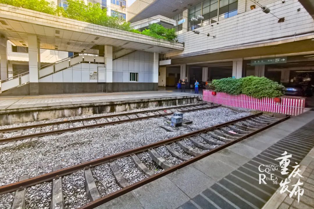 "尽头式火车站".姚於 摄