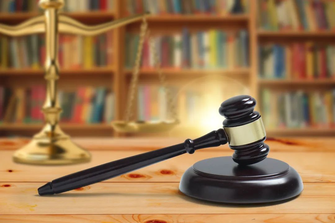 房子卖出第二天，拆迁公告来了！男子法庭上崩溃大哭：秒亏100万……休闲区蓝鸢梦想 - Www.slyday.coM