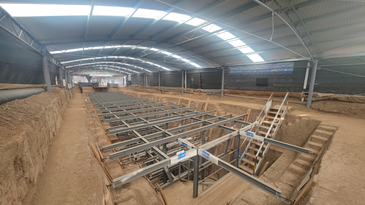 江村大墓外藏坑