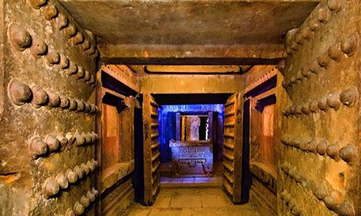 慈禧墓被炸开孙殿英前去探路不料墓穴内部竟是这番场景