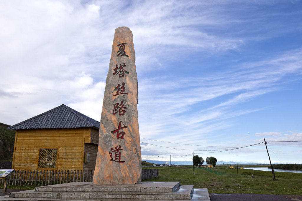 连接天山南北的一条捷径最险峻最高危的穿越线路夏塔古道