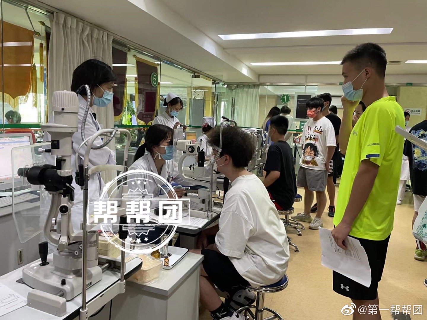 “带美瞳”“坐过山车”“游泳”，近视手术后这些事项还能做吗？听听医生怎么说休闲区蓝鸢梦想 - Www.slyday.coM