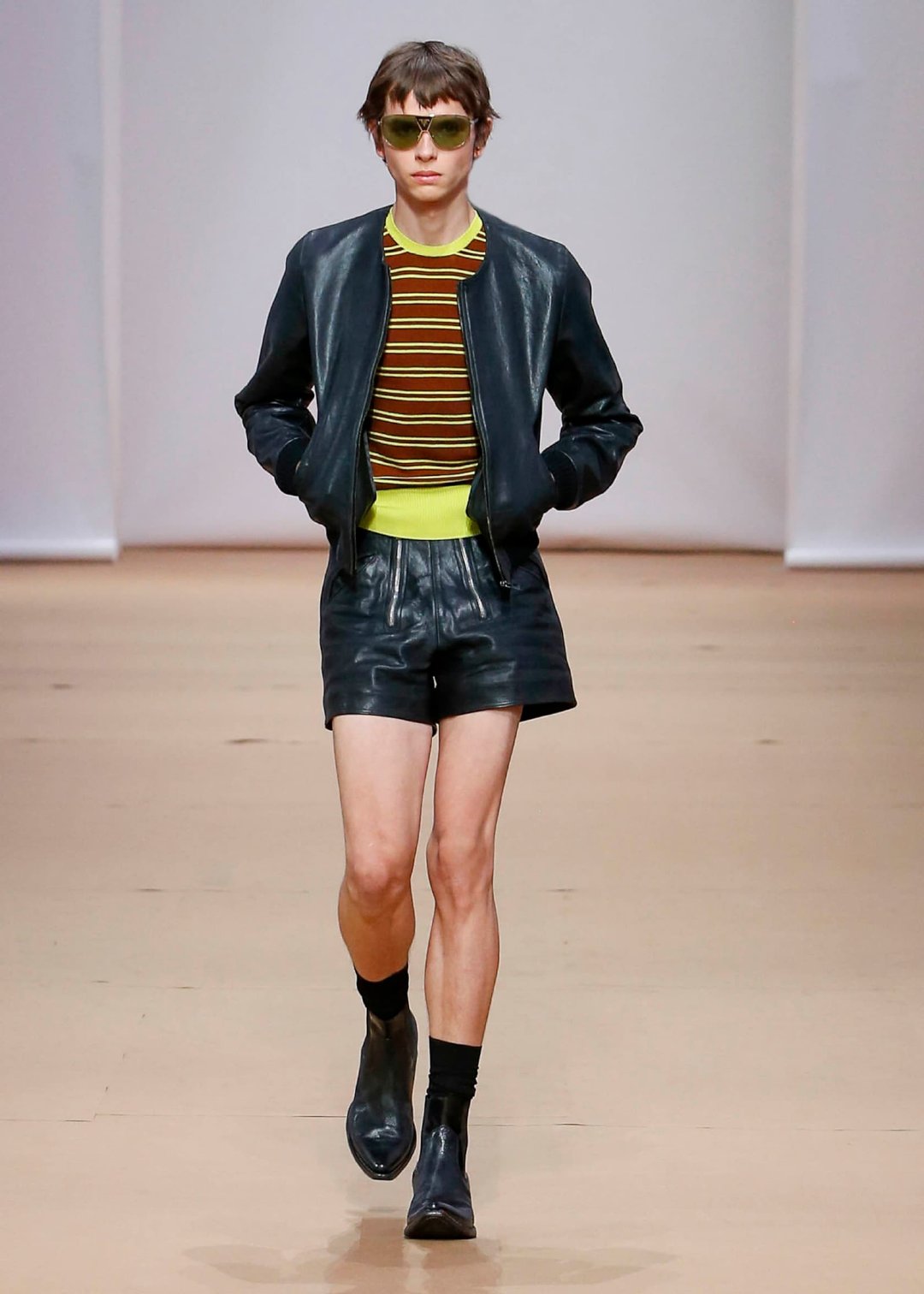 prada2023春夏女装时装秀【prada2023春夏】