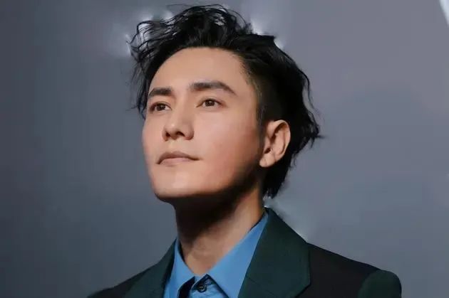 陈坤儿子庆祝父亲节！生母疑云再次被扒，一张照片暴露了真实状态休闲区蓝鸢梦想 - Www.slyday.coM