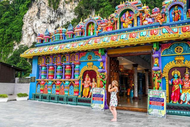 被誉为世界神秘洞穴之一,大约有4亿年历史,是极佳的拍照打卡地休闲区蓝鸢梦想 - Www.slyday.coM 被誉为世界神秘洞穴之一,大约有4亿年历史,是极佳的拍照打卡地休闲区蓝鸢梦想 - Www.slyday.coM