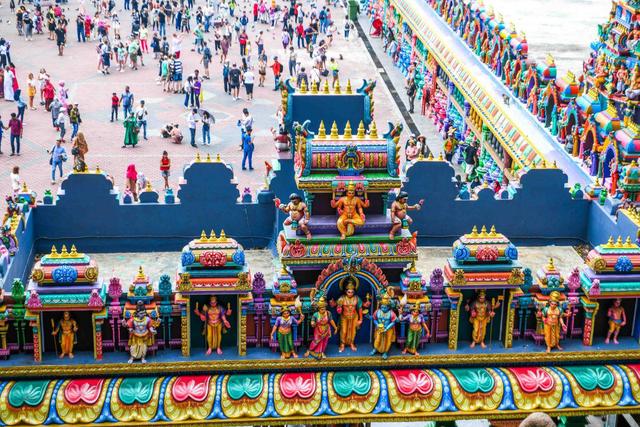 被誉为世界神秘洞穴之一,大约有4亿年历史,是极佳的拍照打卡地休闲区蓝鸢梦想 - Www.slyday.coM 被誉为世界神秘洞穴之一,大约有4亿年历史,是极佳的拍照打卡地休闲区蓝鸢梦想 - Www.slyday.coM