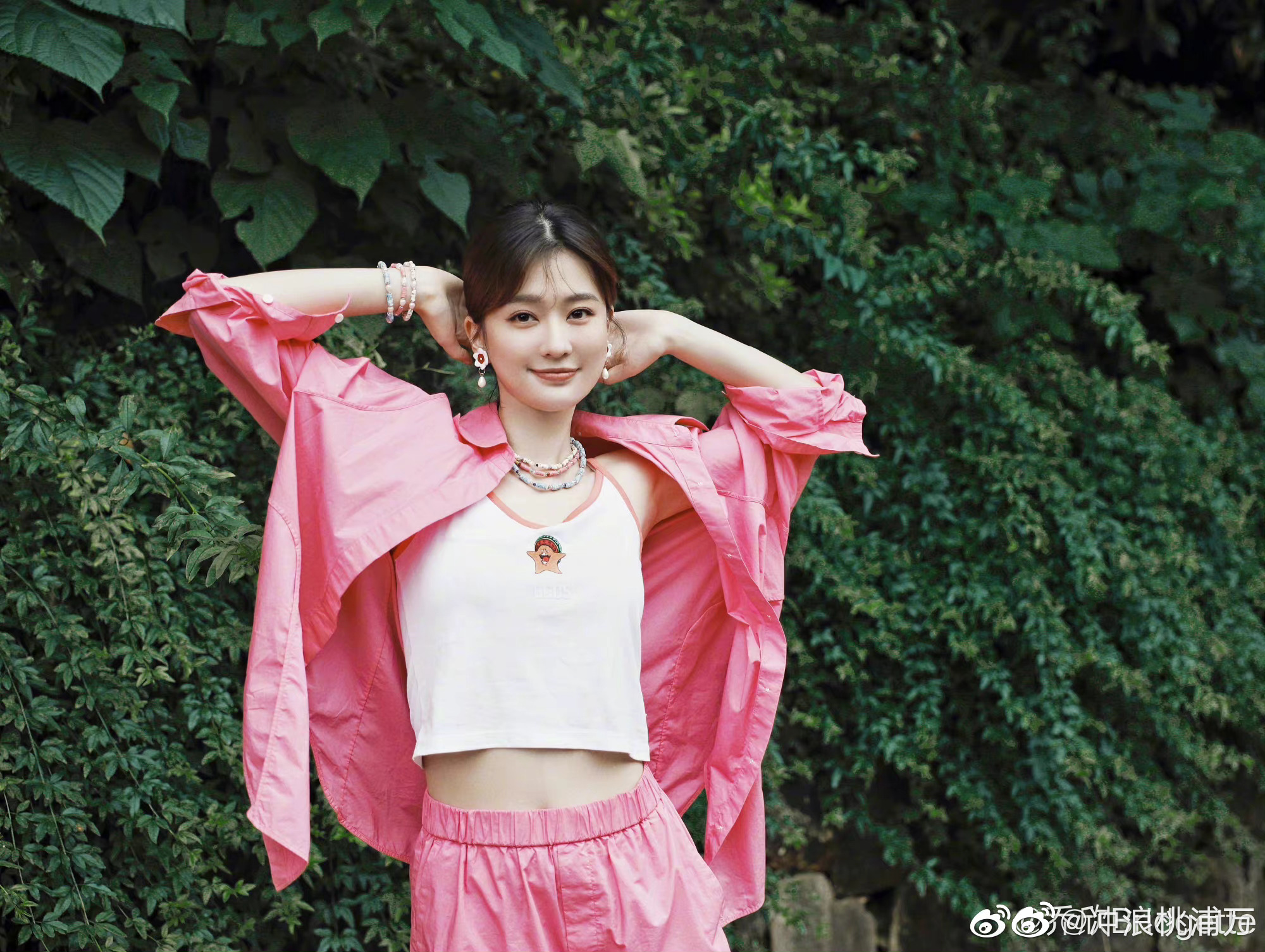 乔欣|运动少女的ootd 粉色乔妹也太元气啦