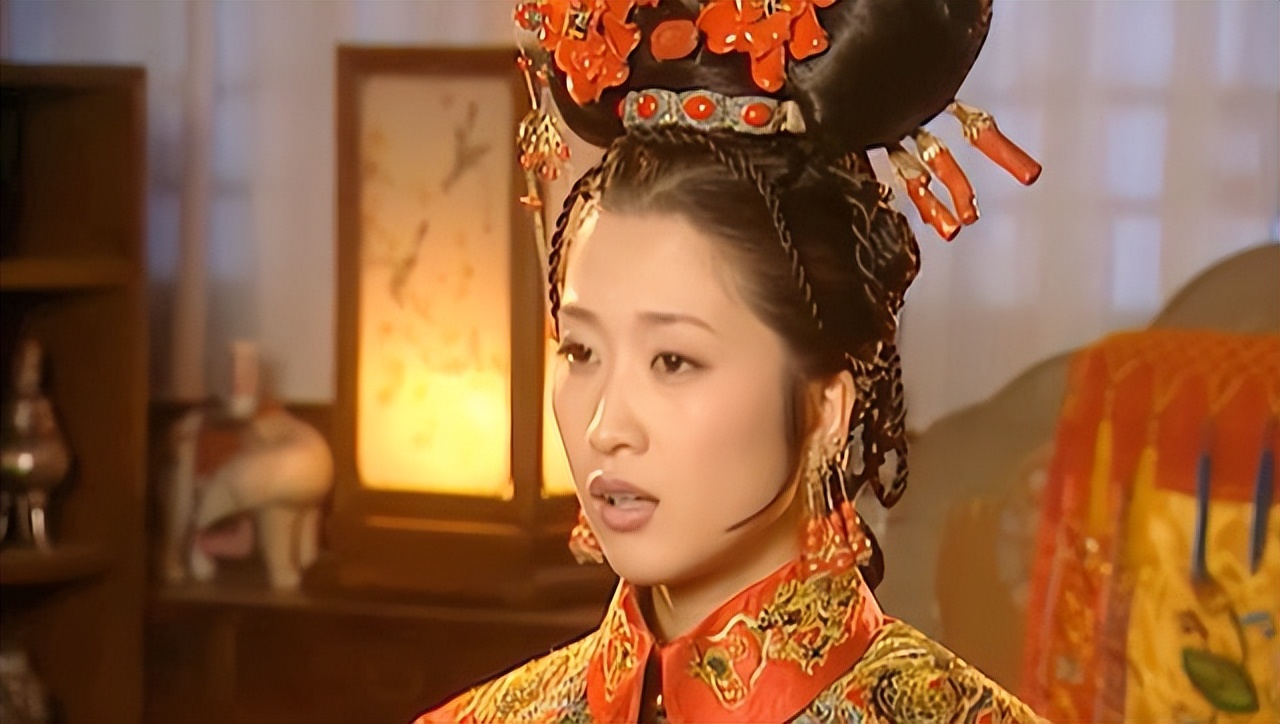 康熙王朝怎么看赫舍里容妃和苏麻喇姑三位女性