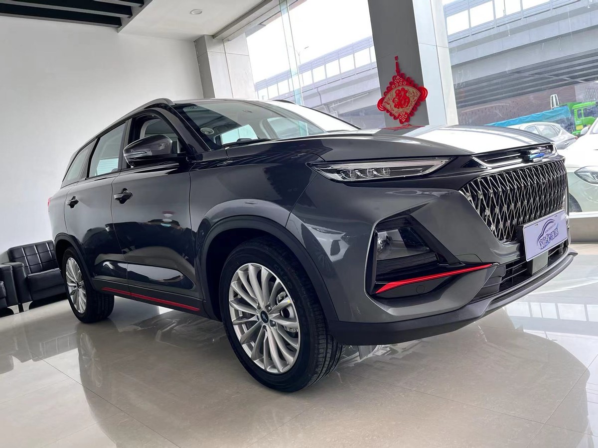 极致品质与性价比,实拍长安欧尚x7 plus 7座版-新浪汽车