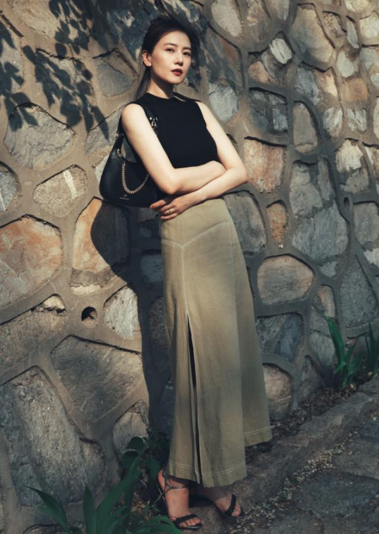 42岁的“虎扑女神”高圆圆,为什么这么受宅男喜爱?休闲区蓝鸢梦想 - Www.slyday.coM 42岁的“虎扑女神”高圆圆,为什么这么受宅男喜爱?休闲区蓝鸢梦想 - Www.slyday.coM