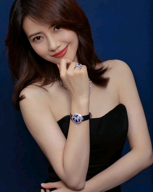 42岁的“虎扑女神”高圆圆,为什么这么受宅男喜爱?休闲区蓝鸢梦想 - Www.slyday.coM 42岁的“虎扑女神”高圆圆,为什么这么受宅男喜爱?休闲区蓝鸢梦想 - Www.slyday.coM