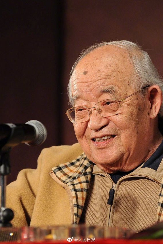 词作家乔羽逝世!众星悲痛发文悼念,曾用1小时写出《难忘今宵》休闲区蓝鸢梦想 - Www.slyday.coM 词作家乔羽逝世!众星悲痛发文悼念,曾用1小时写出《难忘今宵》休闲区蓝鸢梦想 - Www.slyday.coM