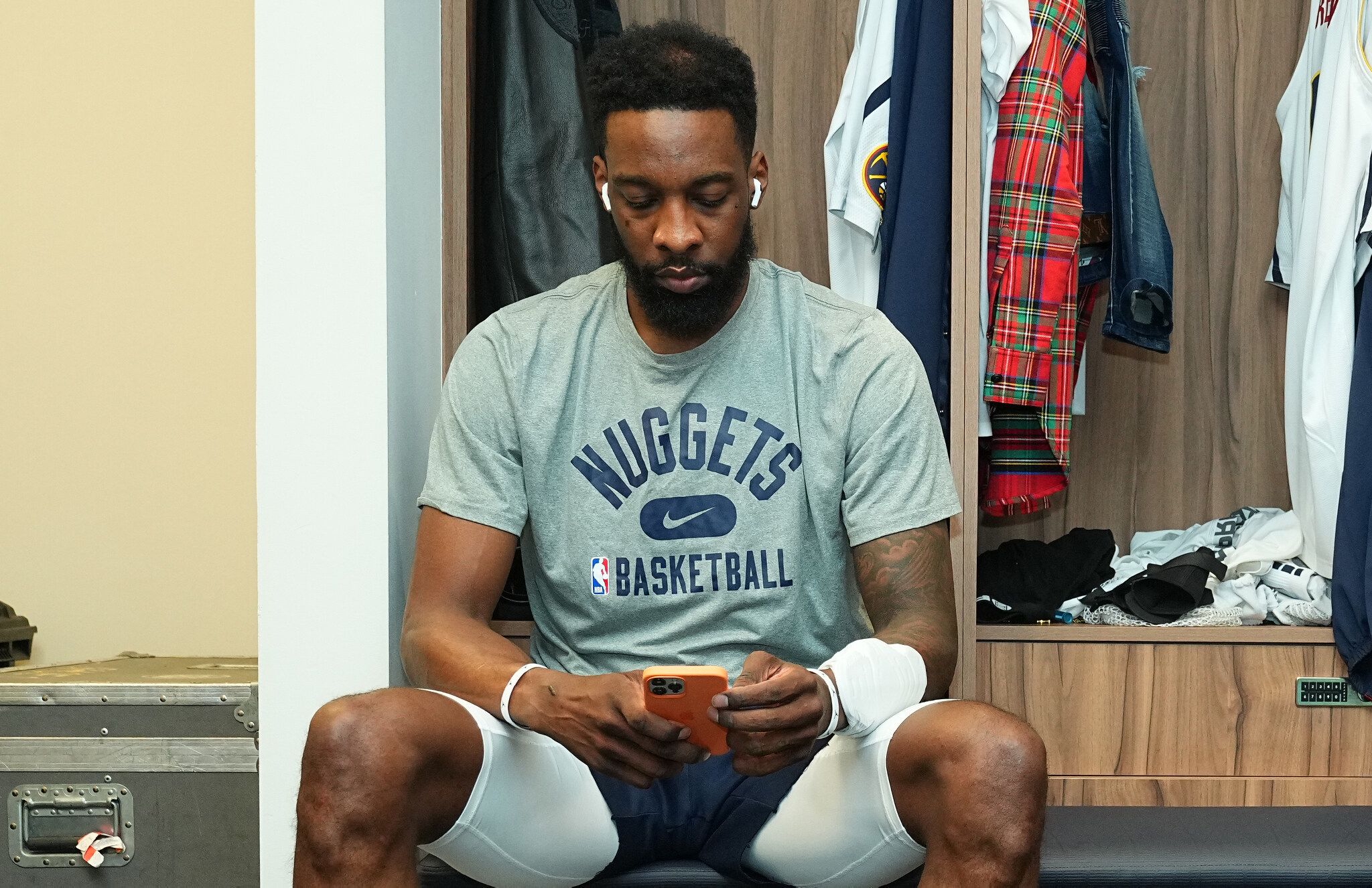 执行450万球员选项杰夫格林留守掘金