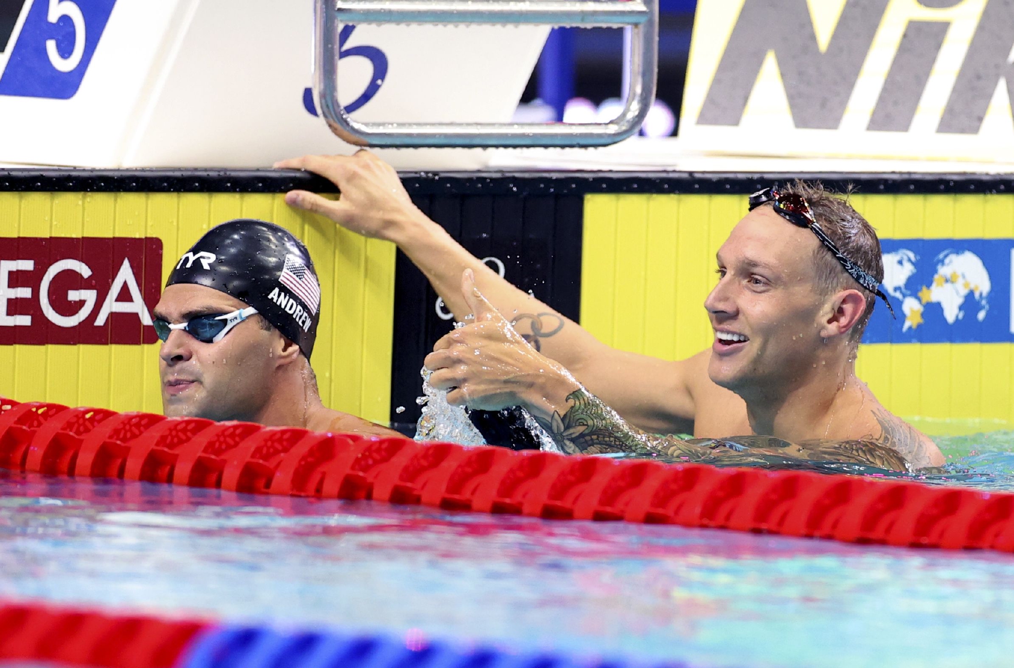 游泳世锦赛美国选手获得男子50米蝶泳金牌