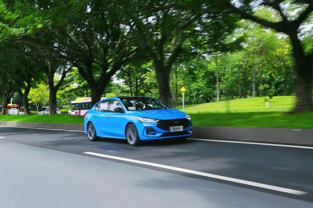 这些15万级合资新车卷疯了！无框车门/全新动力/高操控 年轻人必买？