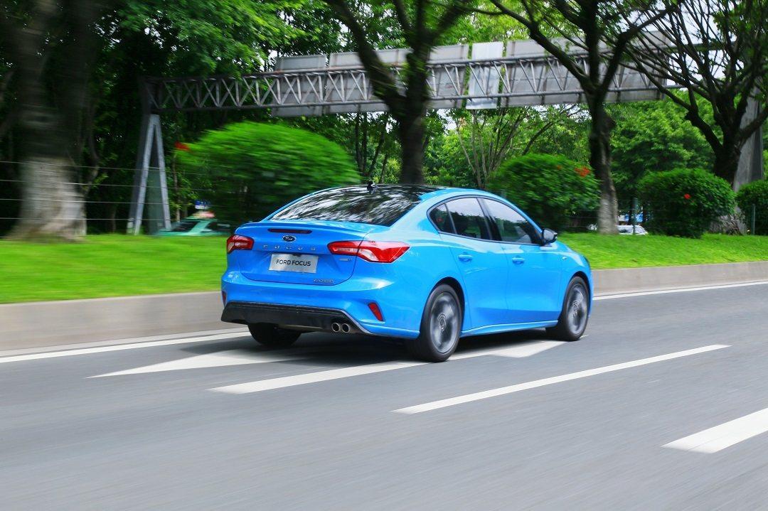 这些15万级合资新车卷疯了！无框车门/全新动力/高操控 年轻人必买？