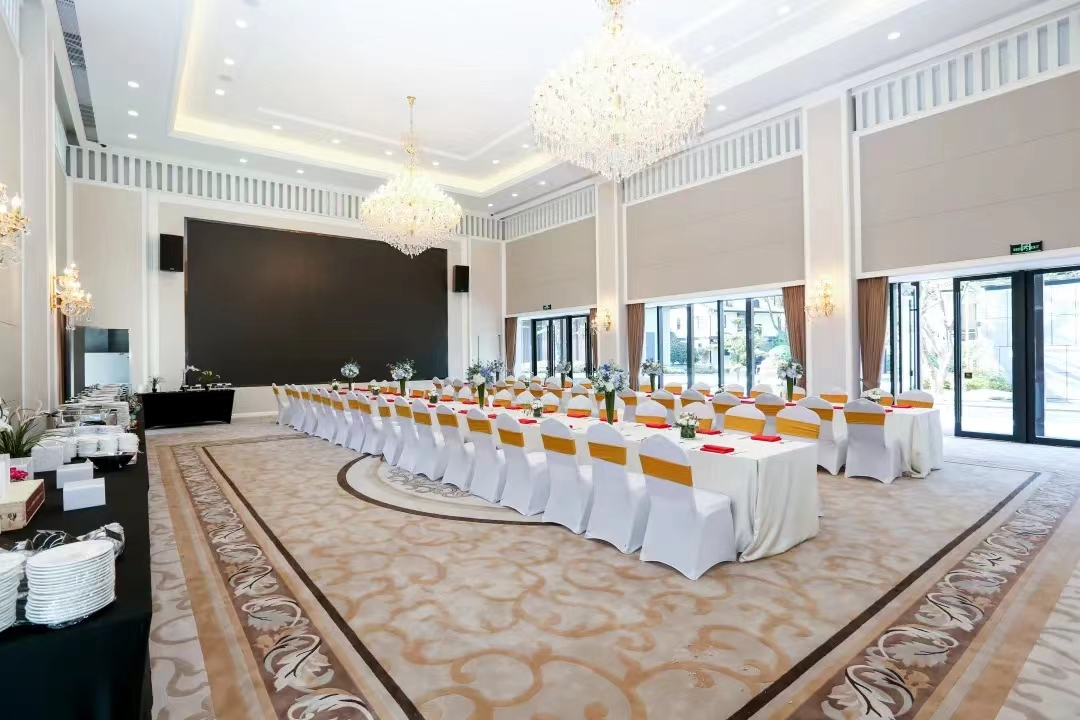 封控之后，上海金融机构纷纷紧急寻找第二办公总部休闲区蓝鸢梦想 - Www.slyday.coM