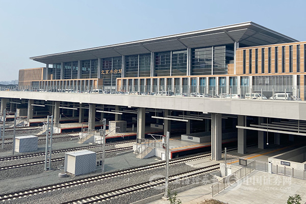 北京丰台站开通运营!实探亚洲最大铁路枢纽客站__财经头条