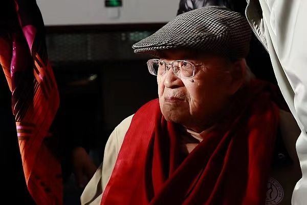著名词作家乔羽去世:“一条大河”激荡深情,他这一生为祖国而歌__财经头条