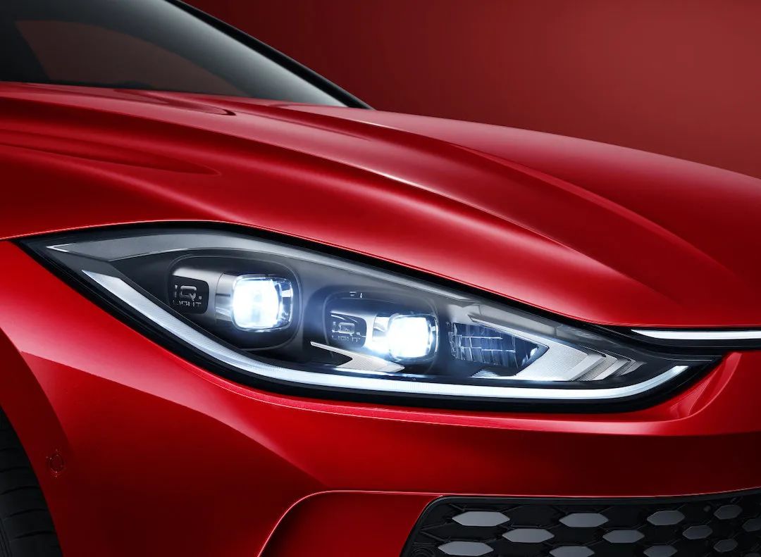 这些15万级合资新车卷疯了！无框车门/全新动力/高操控 年轻人必买？