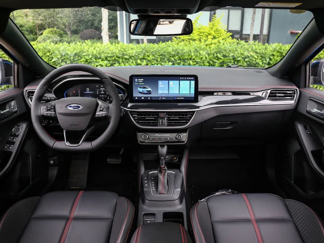 这些15万级合资新车卷疯了！无框车门/全新动力/高操控 年轻人必买？