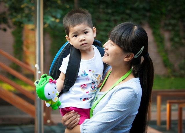 孩子究竟在幼儿园过得好不好，可以从3个细节看出来，家长别忽视休闲区蓝鸢梦想 - Www.slyday.coM