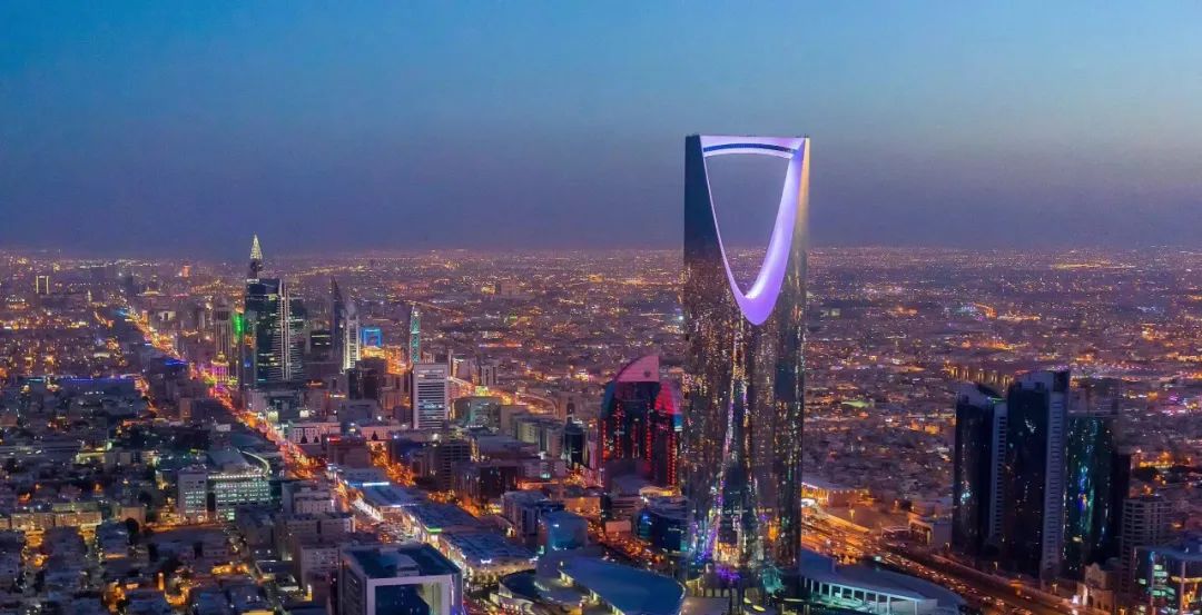 沙特坐拥两大圣城,首都居然选在沙漠里__财经头条