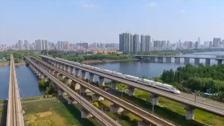 白天鸡架晚上火锅沈阳首开重庆万州方向高铁列车一日达