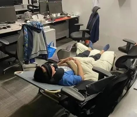 封控之后，上海金融机构纷纷紧急寻找第二办公总部休闲区蓝鸢梦想 - Www.slyday.coM