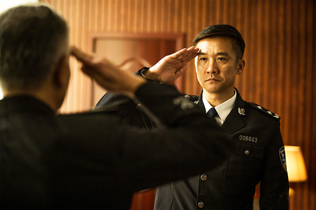 剧迷们口中说的那部神剧就是《国家行动》,央视出品.