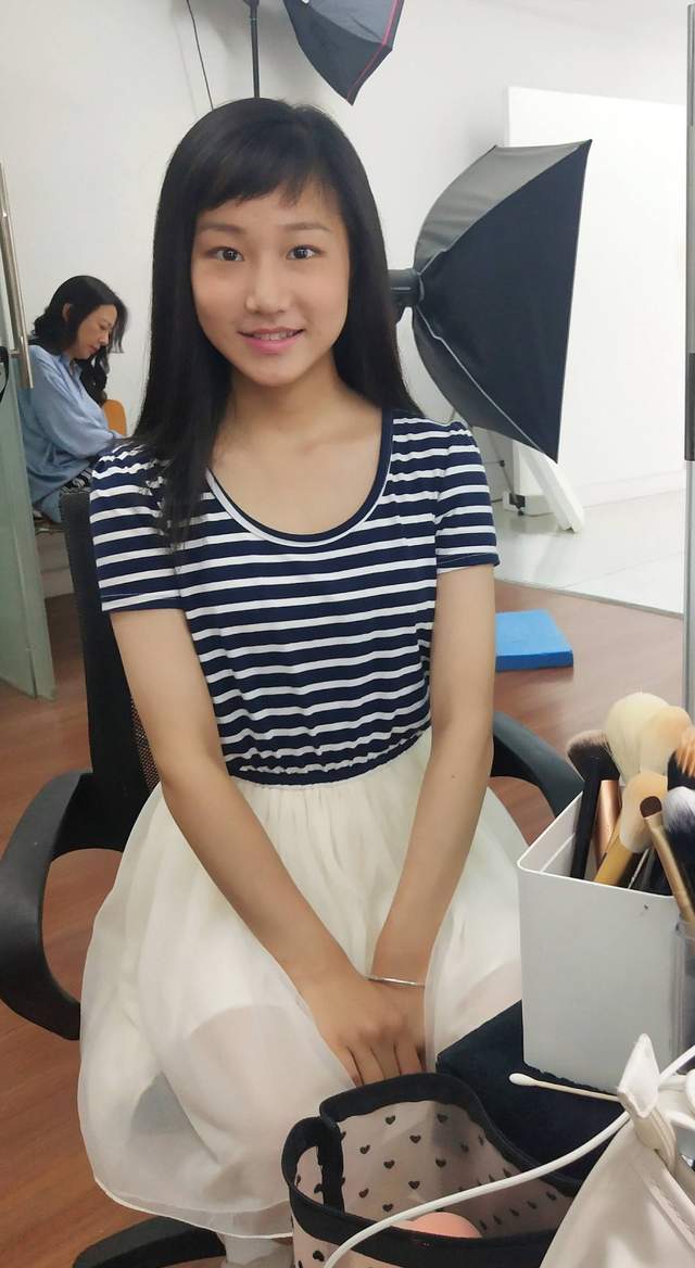 曝童星邵一卜被逼跳楼，疑似遭全班同学孤立，妈妈猜测女儿被妒忌休闲区蓝鸢梦想 - Www.slyday.coM