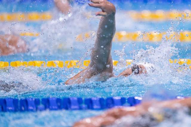 游泳世锦赛首个世界纪录诞生!美国再获2金,中国17岁小将获第四休闲区蓝鸢梦想 - Www.slyday.coM 游泳世锦赛首个世界纪录诞生!美国再获2金,中国17岁小将获第四休闲区蓝鸢梦想 - Www.slyday.coM