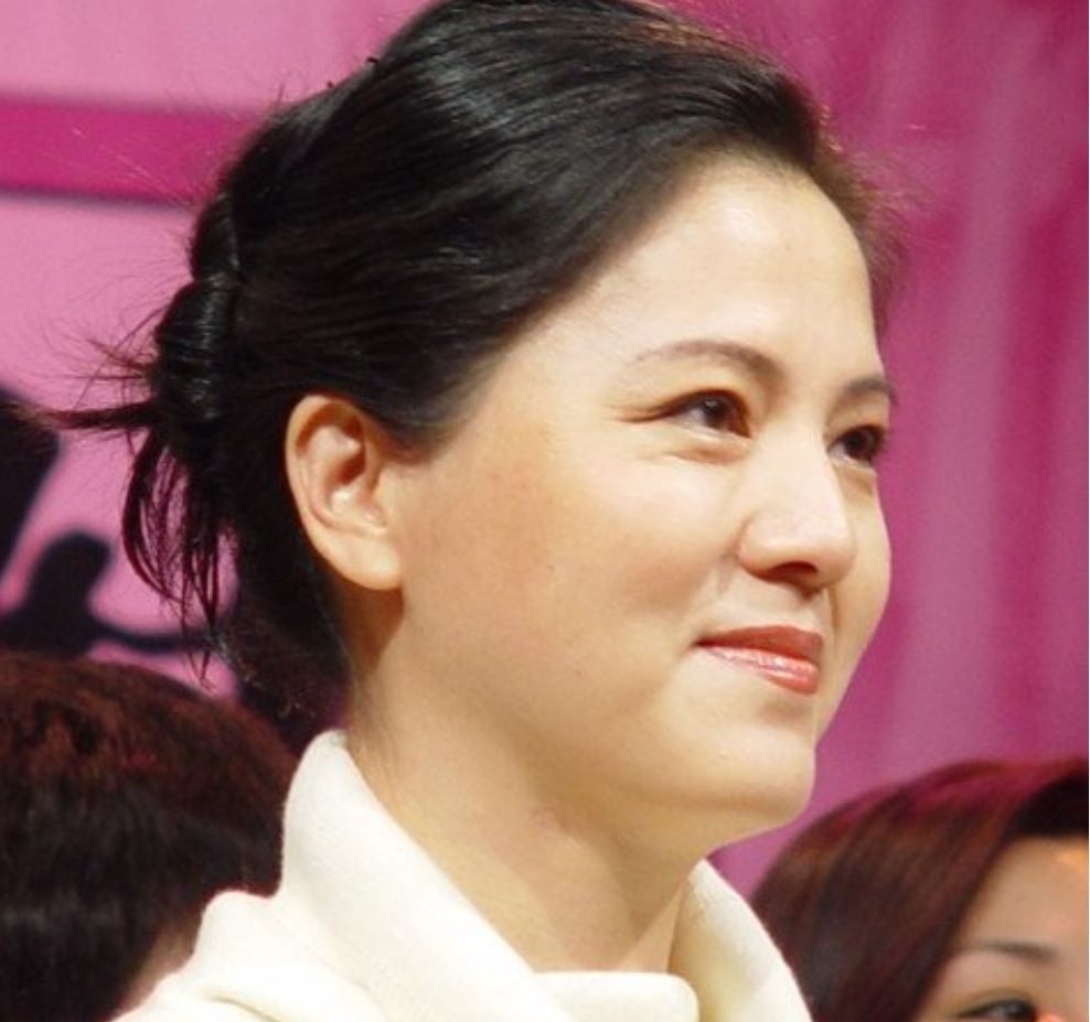 北京火车站，红楼“梦”开始的地方休闲区蓝鸢梦想 - Www.slyday.coM