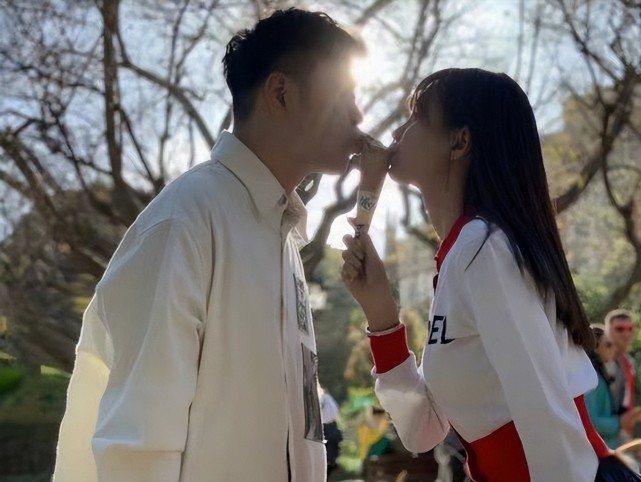 杜海涛暴瘦30斤后首亮相！真变丑了，穿T恤大变样也不再可爱休闲区蓝鸢梦想 - Www.slyday.coM