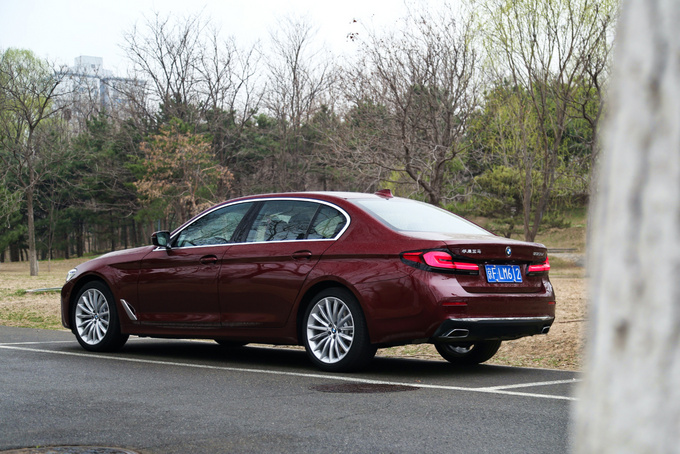 豪华180新款宝马530li行政型十项全能谁不爱