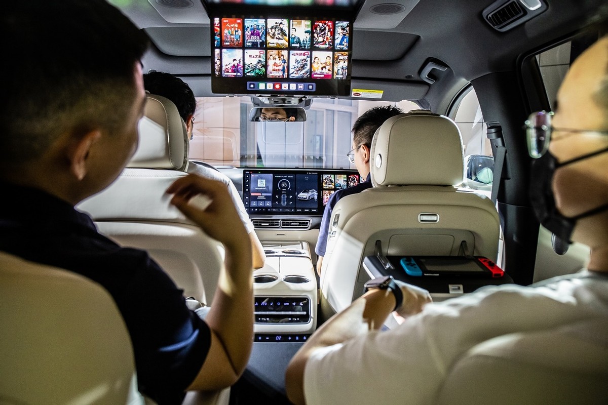 理想 L9 深度解析:“家用 SUV”的多元宇宙 理想 L9 深度解析:“家用 SUV”的多元宇宙