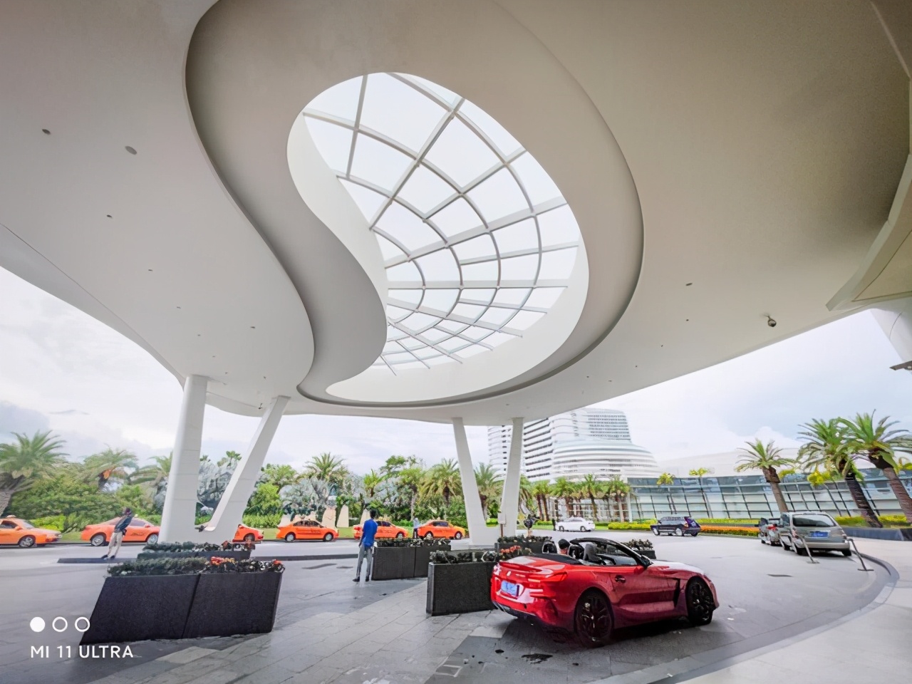 每个小孩子都吵着要来看的三亚酒店,究竟有多好玩?休闲区蓝鸢梦想 - Www.slyday.coM 每个小孩子都吵着要来看的三亚酒店,究竟有多好玩?休闲区蓝鸢梦想 - Www.slyday.coM