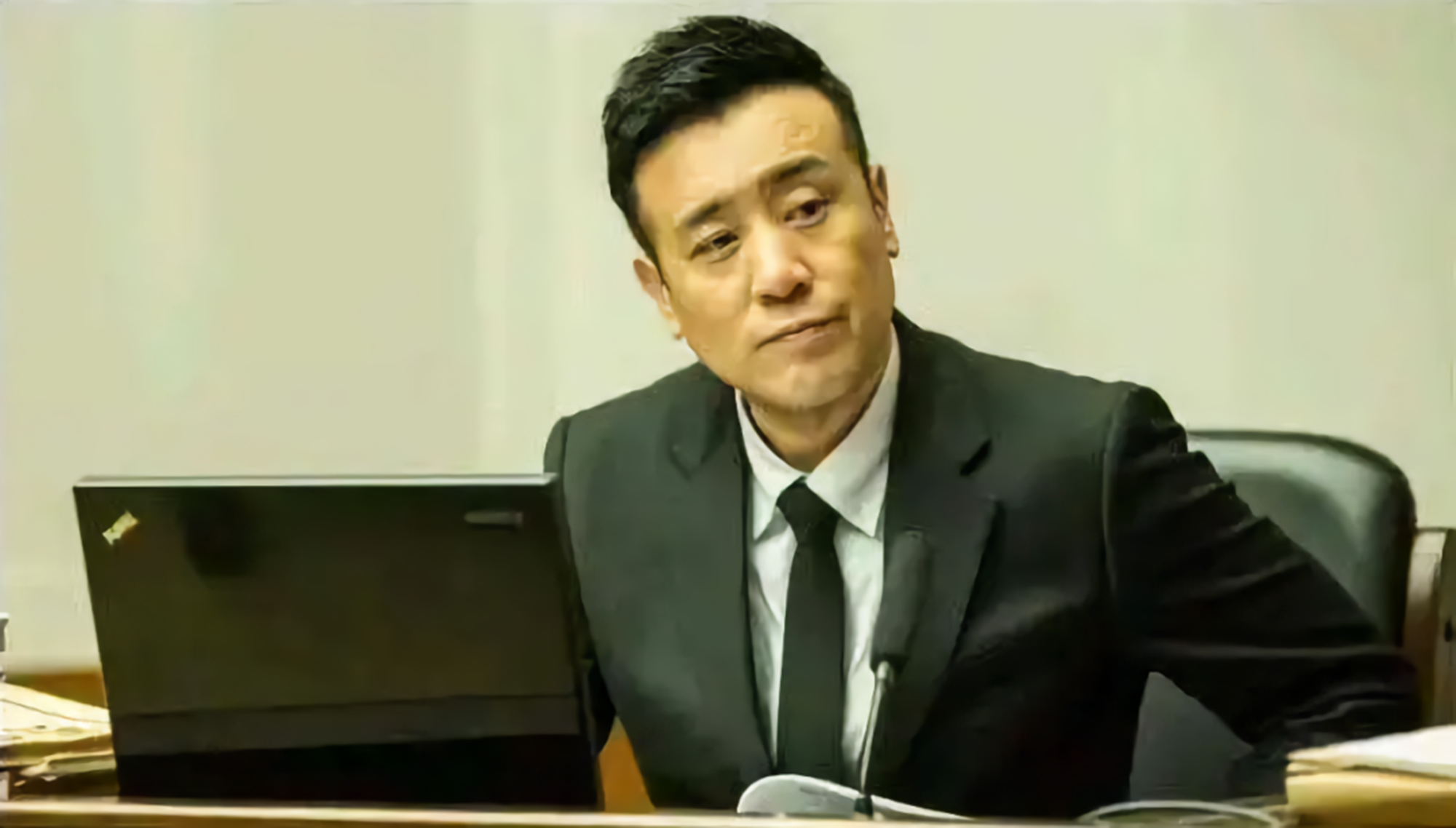 央视宣布该剧将接棒《花繁叶茂》,结果2天后又宣布撤档