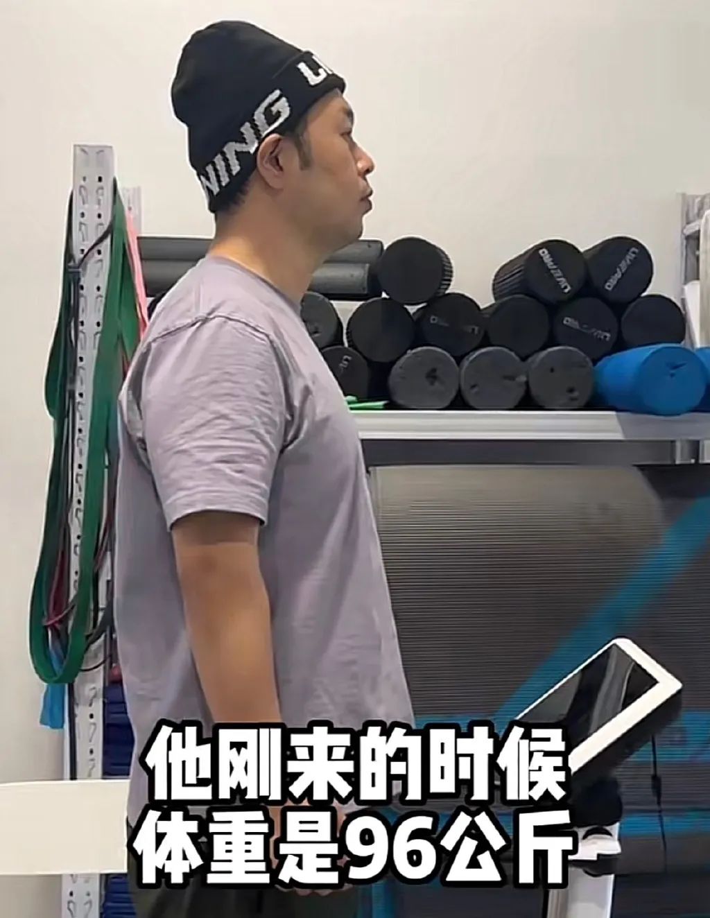 34岁杜海涛近照认不出，暴瘦30斤身材挺拔，脸部下垂苍老不少休闲区蓝鸢梦想 - Www.slyday.coM