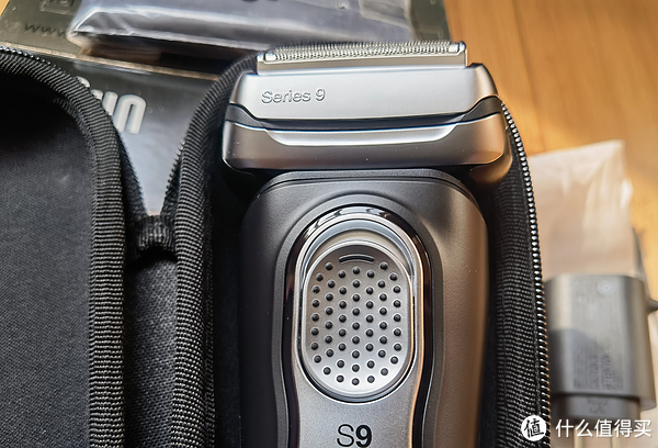 博朗9系剃须刀确实很赞__财经头条