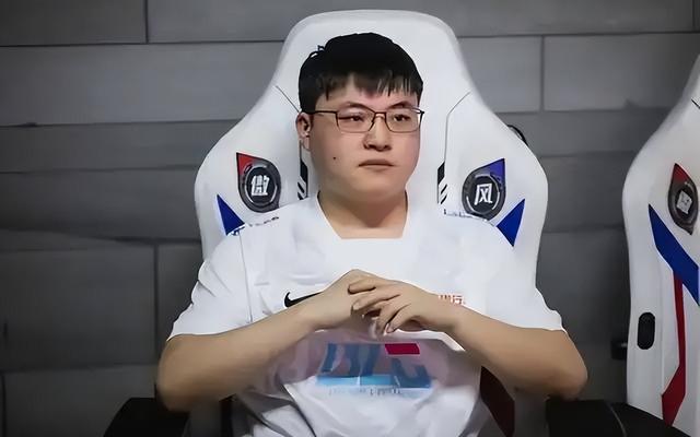 LPL的“常青树”选手？smlz登场位列AD位第一，iboy竟能排第三休闲区蓝鸢梦想 - Www.slyday.coM