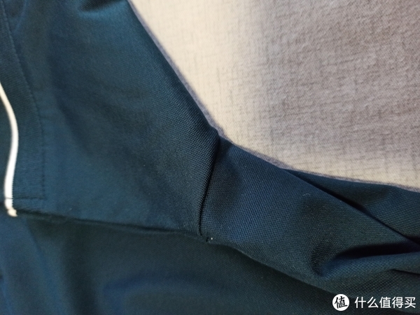 炎炎夏季，不怕暴走流汗，我又又又买了一件不怕流汗的短袖POLO衫。休闲区蓝鸢梦想 - Www.slyday.coM