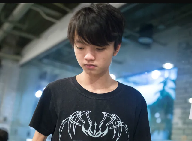 LPL的“常青树”选手？smlz登场位列AD位第一，iboy竟能排第三休闲区蓝鸢梦想 - Www.slyday.coM