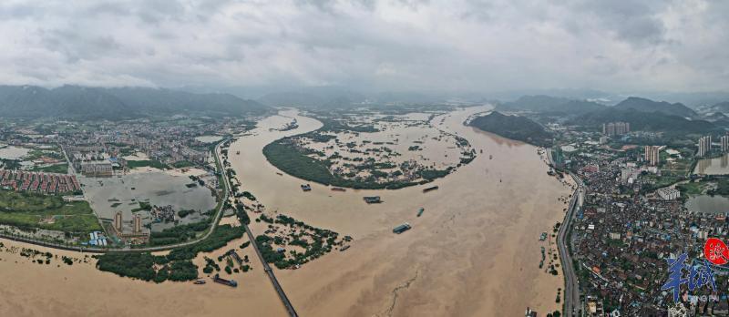 【多图】夜战洪水！救援力量坚守英德抗洪一线，居民安全转移休闲区蓝鸢梦想 - Www.slyday.coM