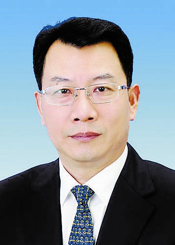 大学,历史学学士,中共党员,现任十九届中央政治局委员,天津市委书记