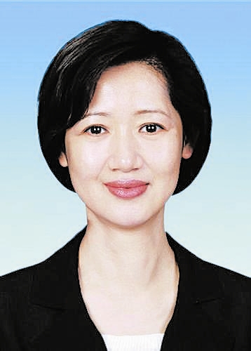 历史学学士,中共党员,现任十九届中央政治局委员,天津市委书记,天津