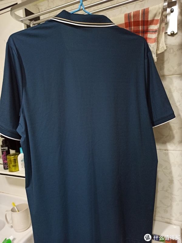 炎炎夏季，不怕暴走流汗，我又又又买了一件不怕流汗的短袖POLO衫。休闲区蓝鸢梦想 - Www.slyday.coM