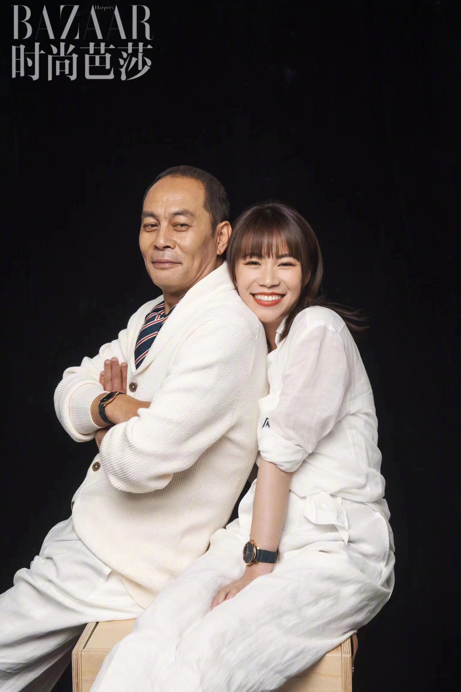 张思乐晒与父亲张光北合照父女俩笑容满面温馨有爱